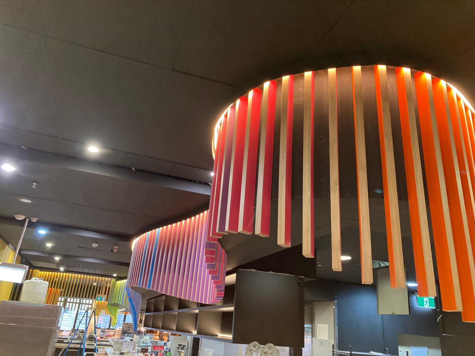 Warm linear lighting in an interior